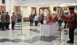Bupati Edi Damansyah Lantik tiga camat baru