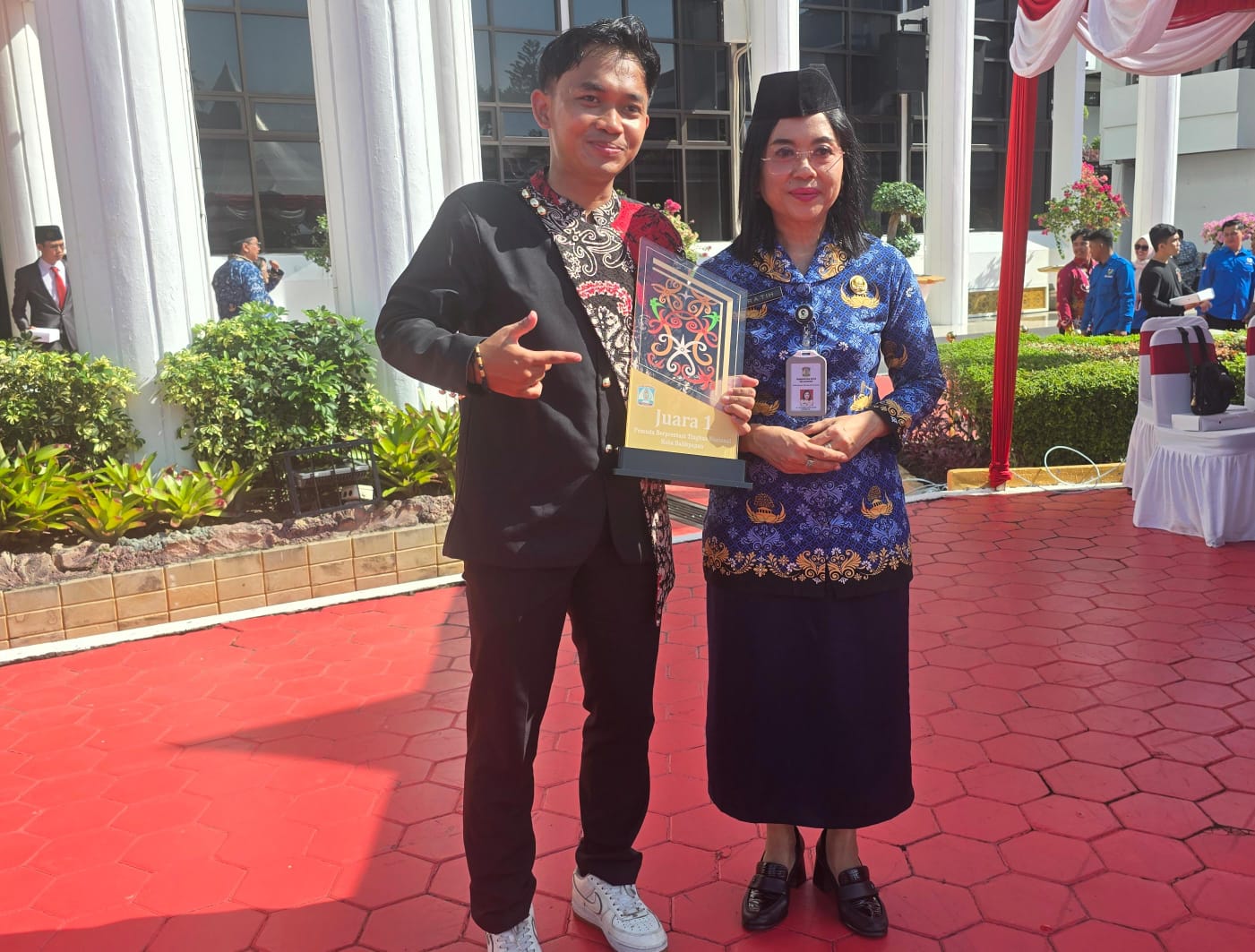 5ef852ac-e509-46b6-b5af-eae937d81e0a