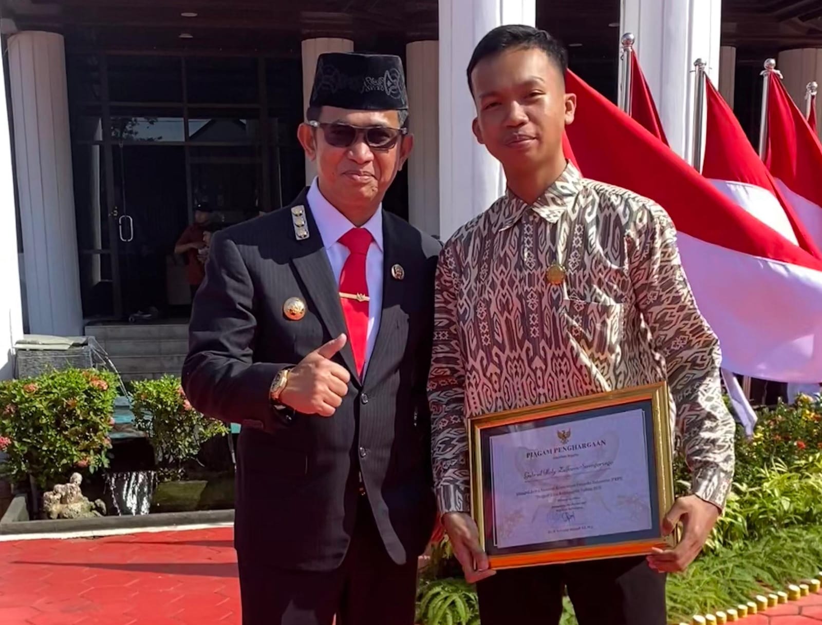 bf493f48-e058-454d-aedd-2a23843a54a4