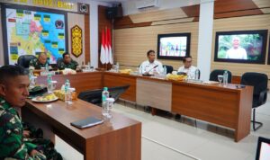 Sekretaris Kabupaten Berau, Muhammad Said, saat pemaparan pelaksanaan TMMD ke-126 di Markas Kodim 0902/Berau, Rabu (22/10/2025).