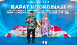 Sekretaris Kabupaten Berau, Muhammad Said, didampingi Kepala Bapelitbang, Renny Triariani, mengikuti Retret Sekda se-Indonesia di Kampus IPDN Jatinangor, 26-29 Oktober 2025.